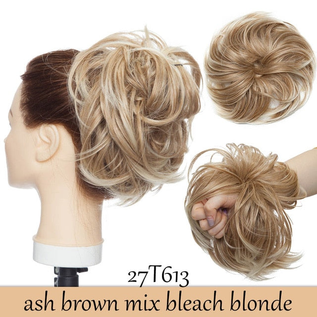 Chignon choux pelucheux désordonné 