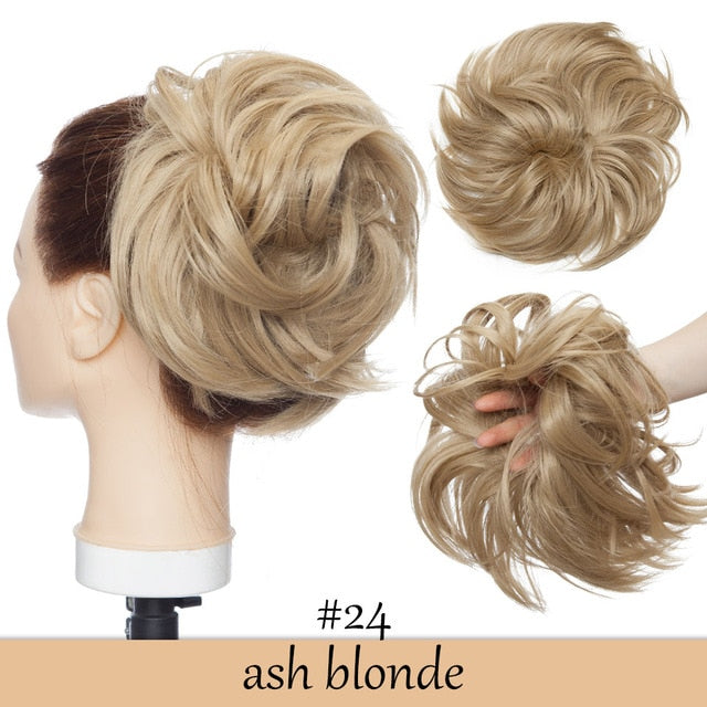 Chignon choux pelucheux désordonné 