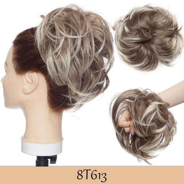 Chignon choux pelucheux désordonné 